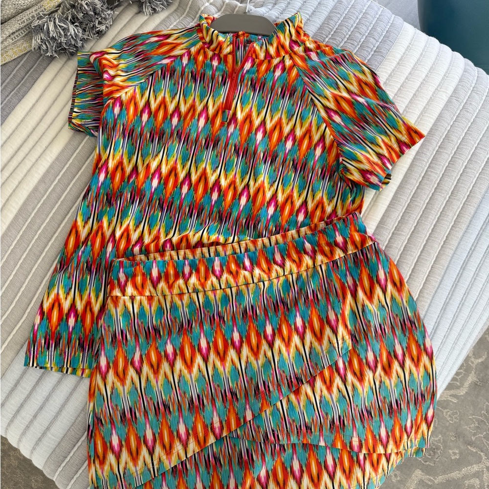 Tzu Tzu Multicolor Patterned Skirt